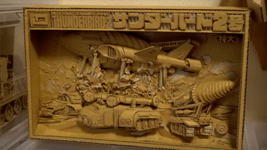 Artist Makes Lifelike Cardboard Sculptures