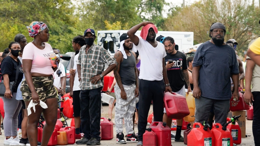 Half the Gas Stations in New Orleans and Baton Rouge Are Without Fuel