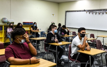 Biden Admin Launches Probe Into Legality of Florida’s Restriction on School Mask Mandates