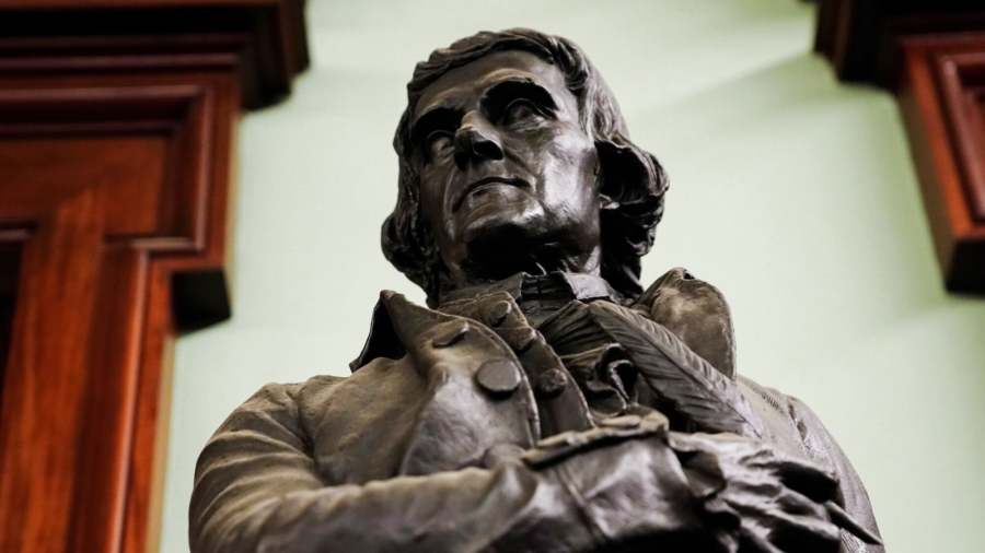 NYC to Remove Jefferson Statue From City Hall