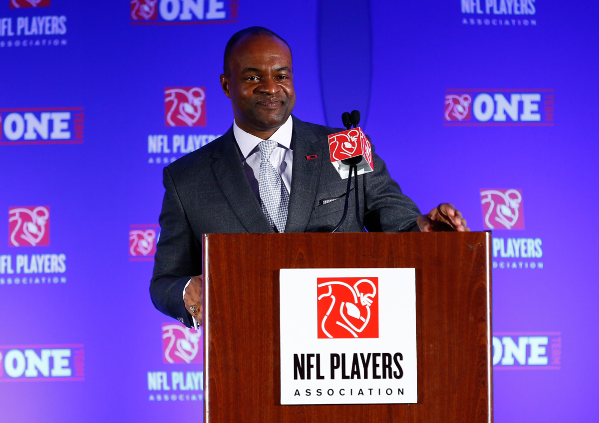 DeMaurice Smith, Executive Director of the National Football League Players Association, speaks during an NFLPA press conference prior to Super Bowl XLVIII in New York City, on Jan. 30, 2014. (Alex Trautwig/Getty Images)
