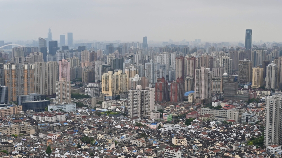 Sales Plunge 42 Percent for China's Top 3 Housing Companies