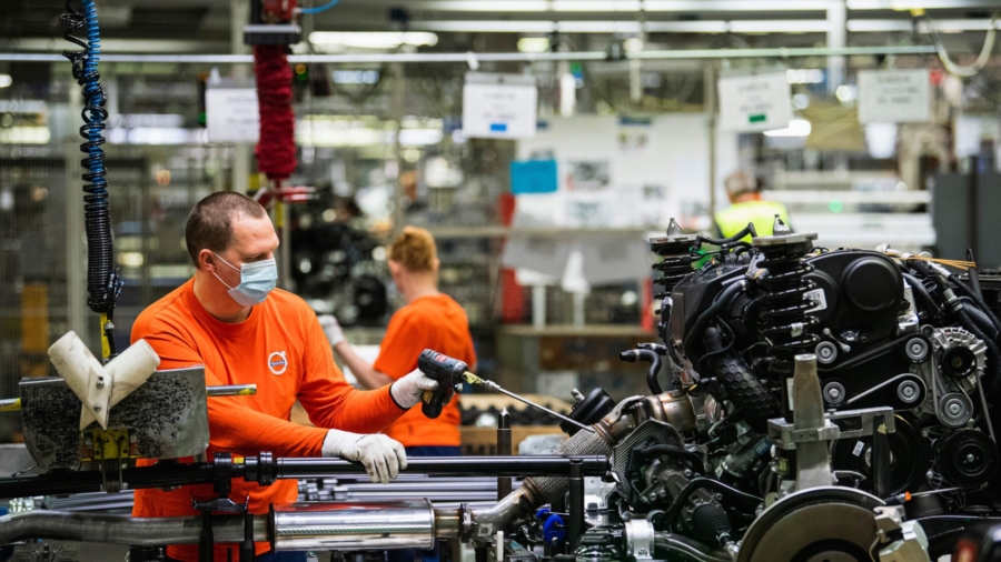 Analyst: How Trump's Tariff Pause Will Impact the Car Industry