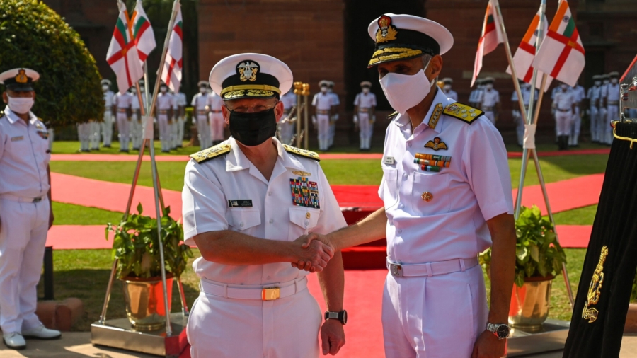 India, US Navy Chiefs Meet in New Delhi