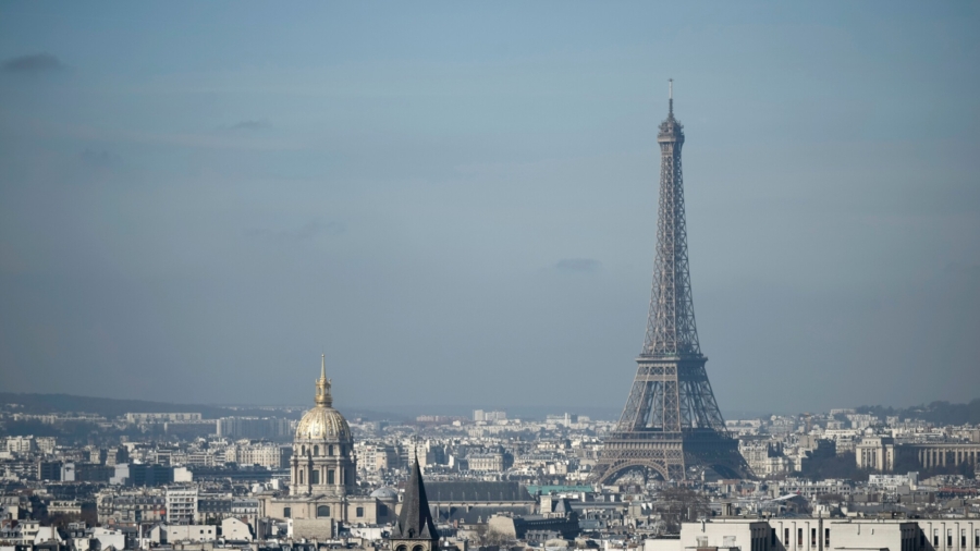 Europeans Prepare for New Year’s Eve