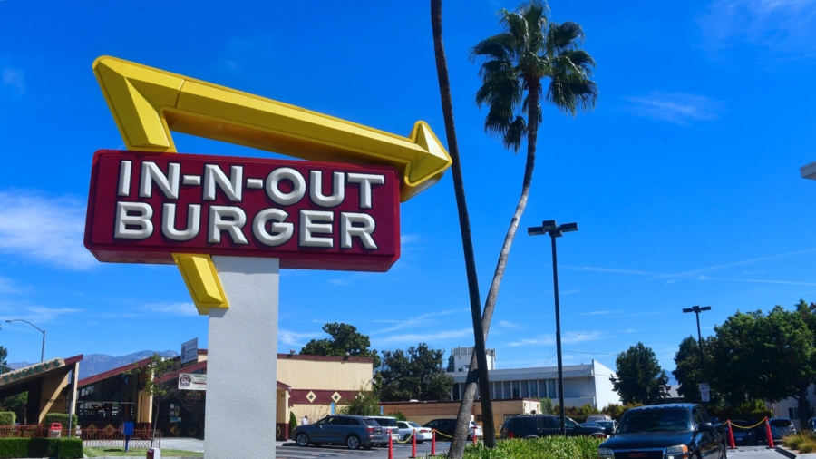 In-N-Out Shuts Down All Indoor Dining in California County Over Vaccine Mandate: Officials
