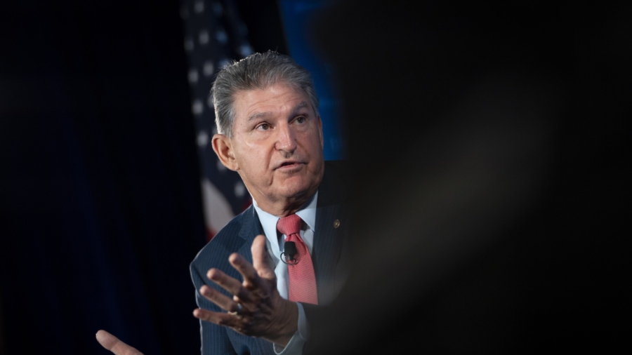 Manchin: IRS Reporting Proposal ‘Messed Up’