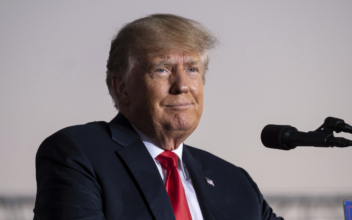 Trump Hints at 2024 Run, Says He Likes DeSantis ‘A Lot’