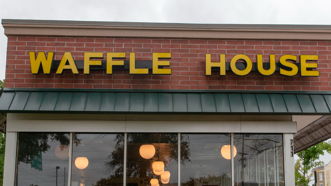 1 Killed, 4 Hurt in South Carolina Waffle House Shooting NTD