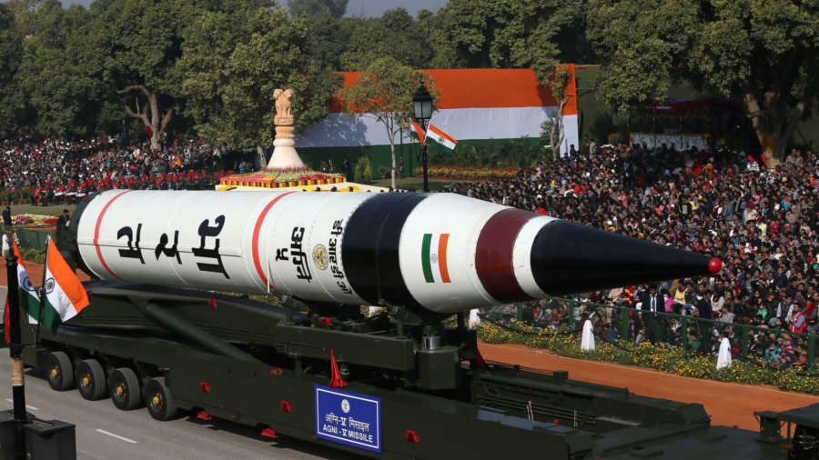 India Successfully Test-Fires Ballistic Missile Agni-5 Amid Border Tensions With China