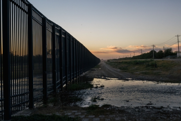A section of the southern border wall is shown in Del Rio, Texas, on Sept. 23, 2021. (Brandon Bell/Getty Images)