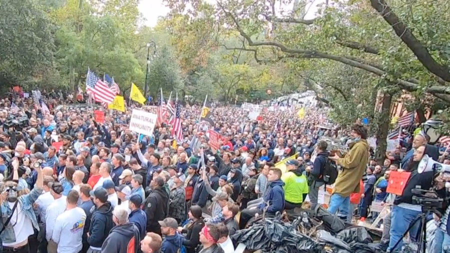 About 1/4 of NYC Firefighters Unvaccinated: Mayor