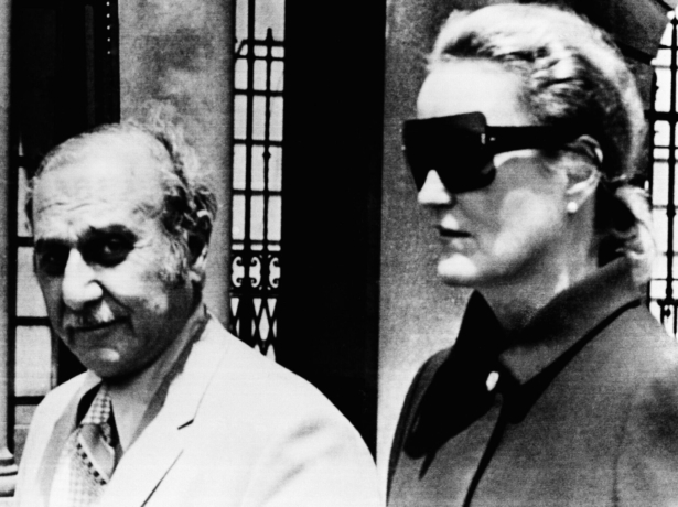 Heiress Doris Duke (R) and her attorney Aram Arabian leave Superior Court in Providence, R.I., on June 17, 1971. (AP Photo)