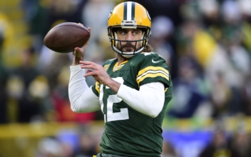 Aaron Rodgers Says He Intends to Play for Jets