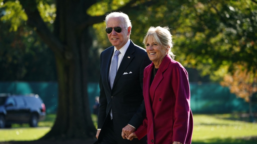 Biden, First Lady Deliver Thanksgiving Speech
