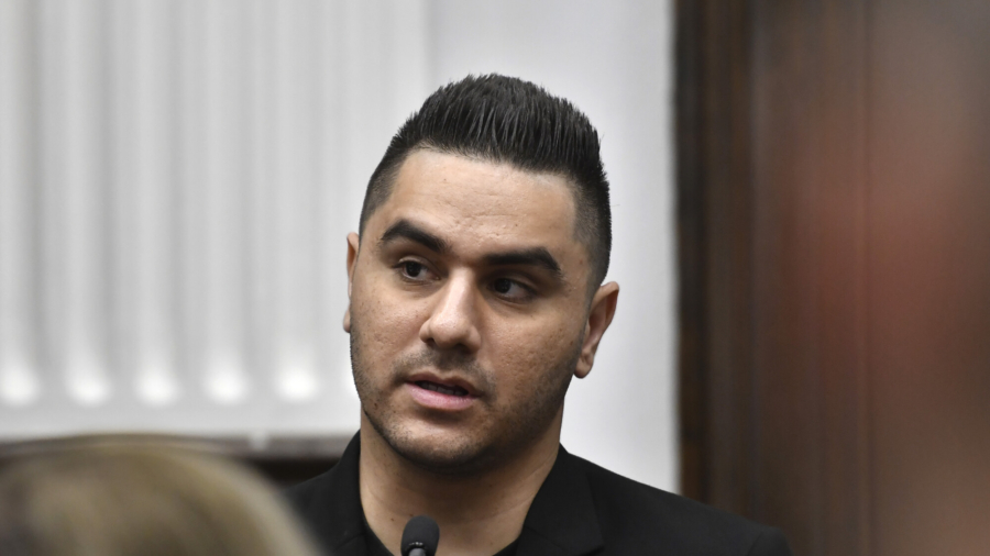 Witness: Rittenhouse Was Not an Aggressor