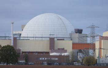 Government Invests 210 Million Pounds in Small Nuclear Reactors