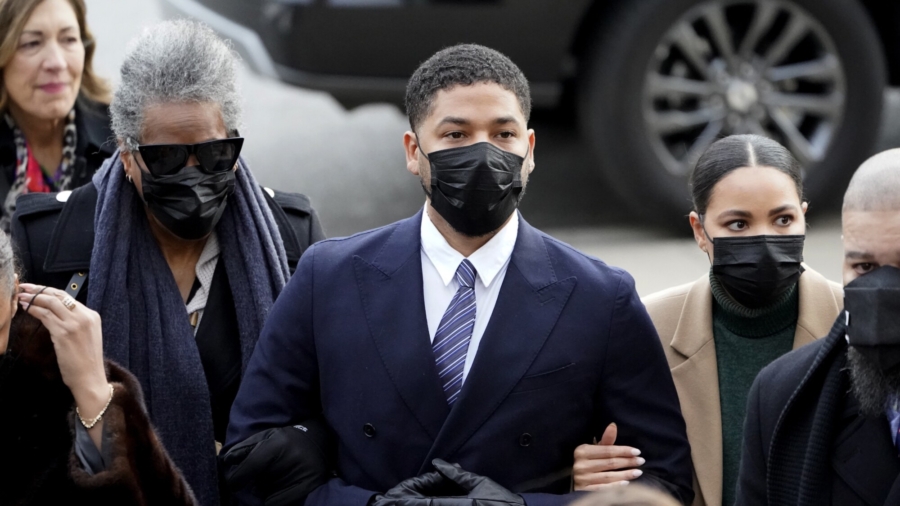 Trial of Actor Jussie Smollett Kicks Off