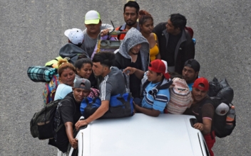 Texas AG Accuses Biden Administration of Creating Border Crisis as Large Migrant Caravan Approaches
