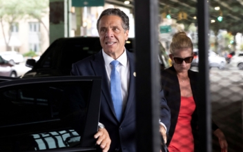 New York County Prosecutor Casts Doubt on Sex Offense Charge Against Cuomo