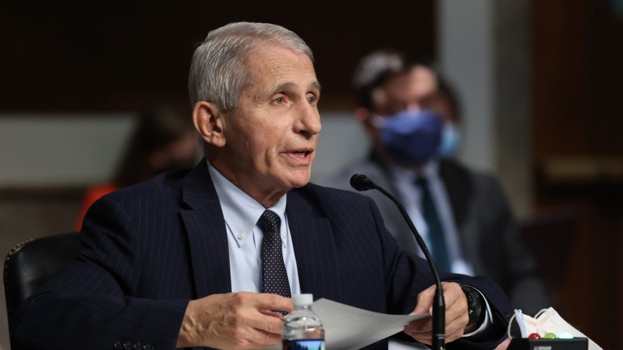 Fauci: Too Soon for COVID-19 Lockdowns Over ‘Omicron’ Variant