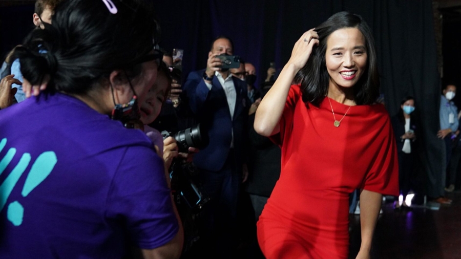 Michelle Wu, Daughter of Taiwanese Immigrants, Elected as Boston Mayor
