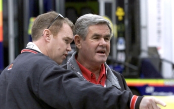 Al Unser, a Four-Time Winner of Indianapolis 500, Dies at 82