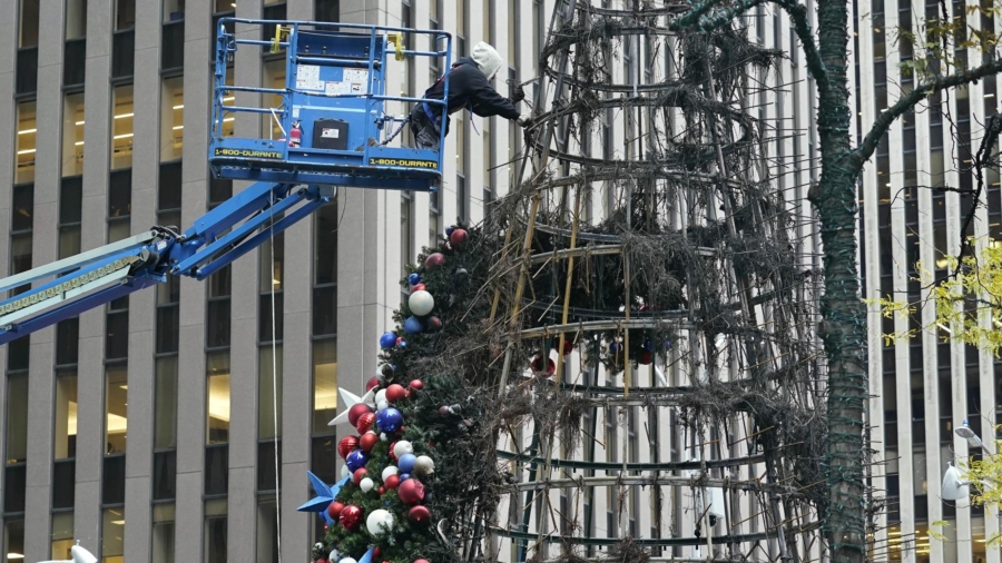 Suspect Arrested After Setting Christmas Tree Ablaze Outside Fox News HQ: NYPD