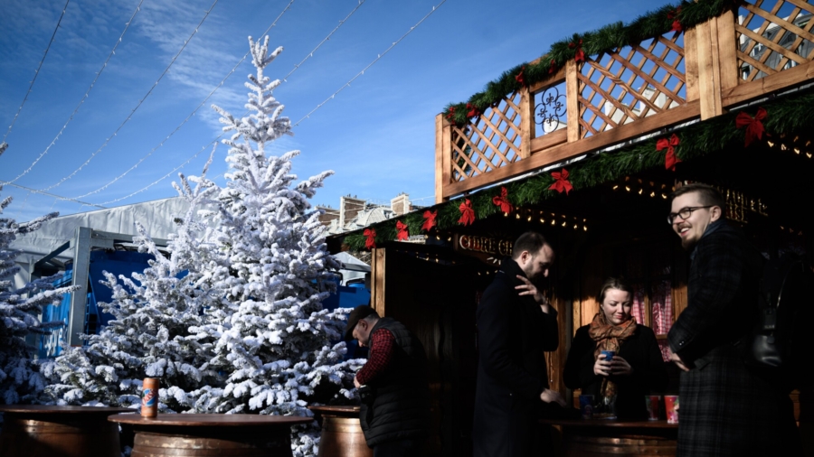 Parisians Enjoy Food, Shopping at Christmas Market