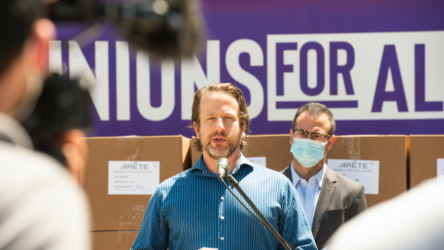 Investor Pushes for Higher California Minimum Wage