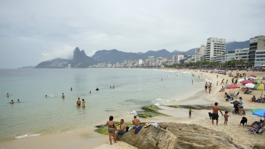 Rio's Tourism Rebounds Ahead of Carnival