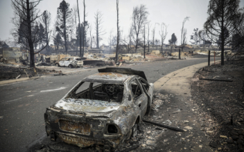Colorado Expects Loss of Over 500 Homes in Wildfire
