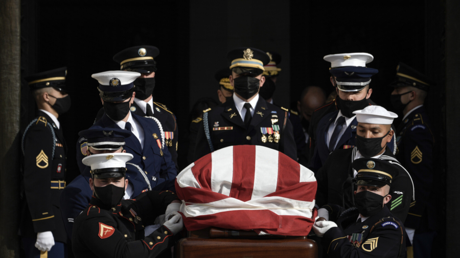 Late Senator Bob Dole Honored at Funeral