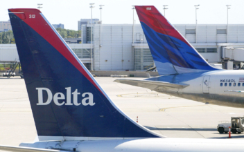 Delta Ends $200 Surcharge for Unvaccinated Employees