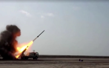 Iran Fires Ballistic and Cruise Missiles in Gulf War Games