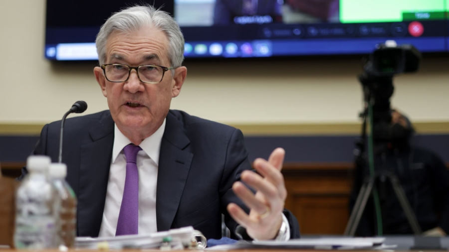 Fed Speeds Up Tapering, Projecting Three Rate Hikes in 2022