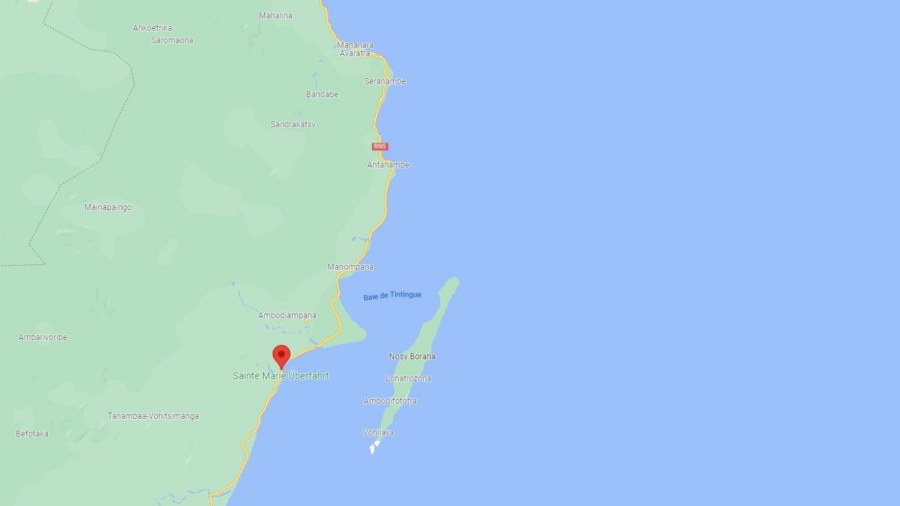 Ship Sinks Off Madagascar Coast: 17 Dead and 68 Missing