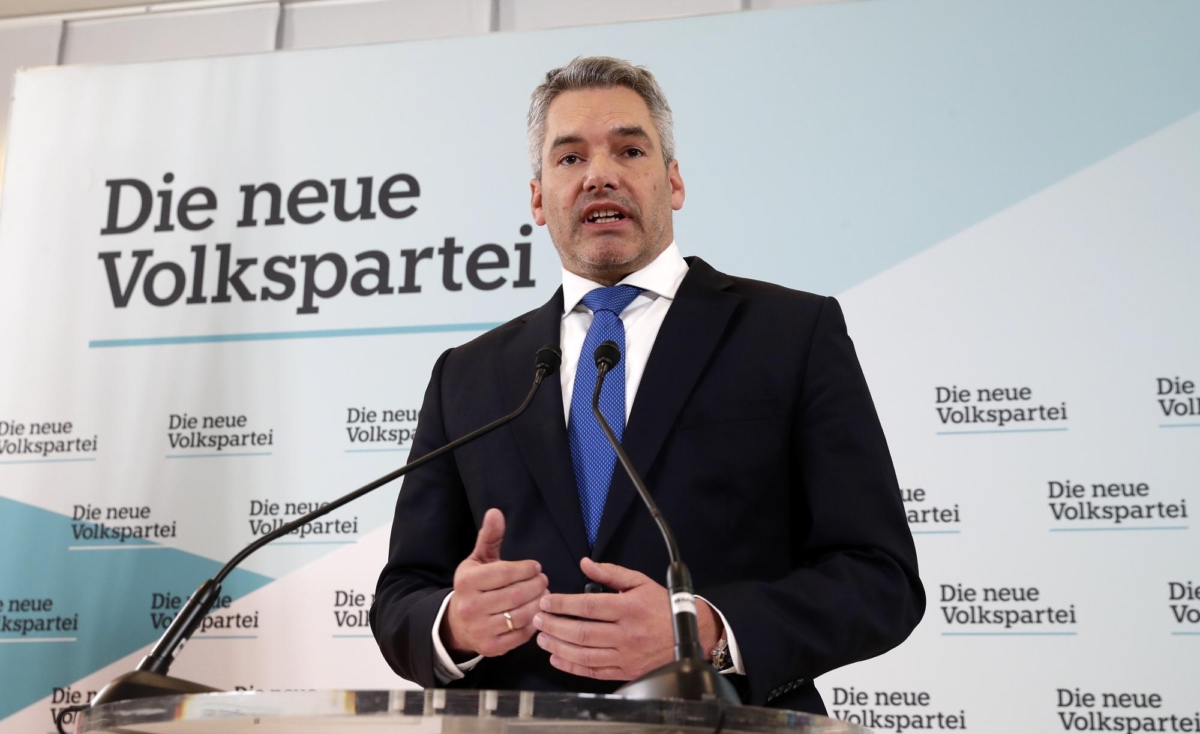 The new designated Austrian Chancellor, interior Minister Karl Nehammer gives a statement at a press conference after a meeting of the Austrian People's Party in Vienna, Austria, on Dec. 3, 2021. (Lisa Leutner/AP Photo)