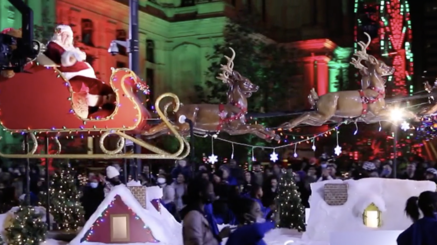 Philadelphia Celebrates With Holiday Parade