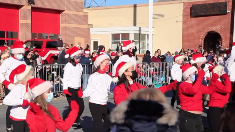 Christmas Parade Back in Delaware Town