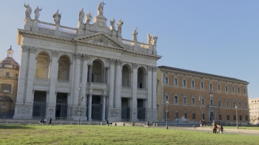 Papal Palace Opens to the Public