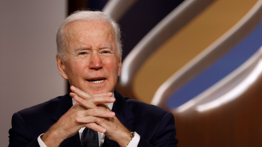 Biden Signs Bill That Lets Congress Fast-Track Raising US Debt Limit