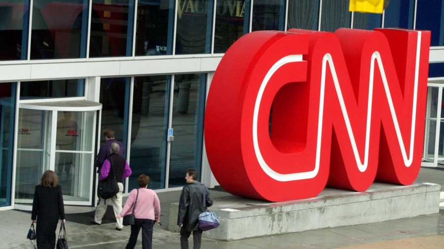 CNN Shuts Down Offices as COVID-19 Cases Rise: Memo