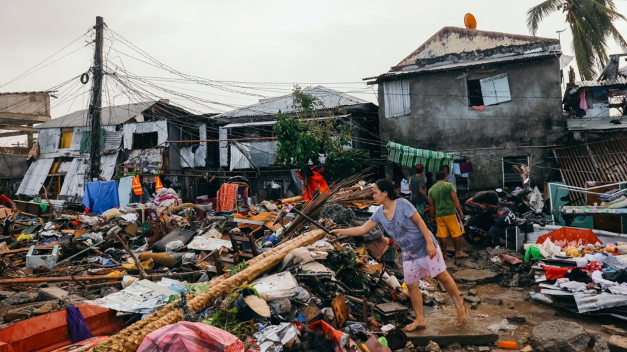 Food Running Out, Philippine Typhoon Survivors Warn