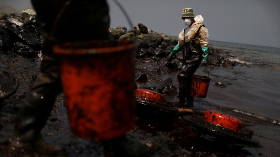 Peru Government and Repsol Revise Estimated Size of Oil Spill to Over 10,000 Barrels
