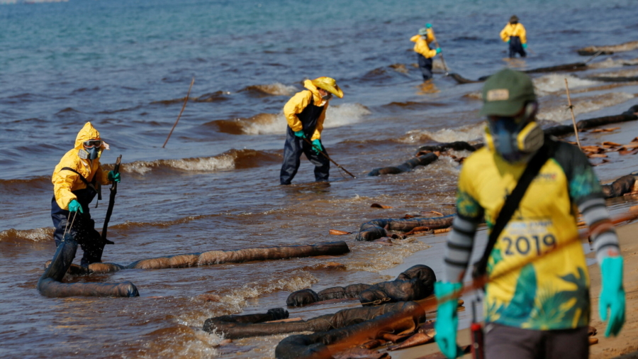Thai Beach Declared Disaster Area After Oil Spill