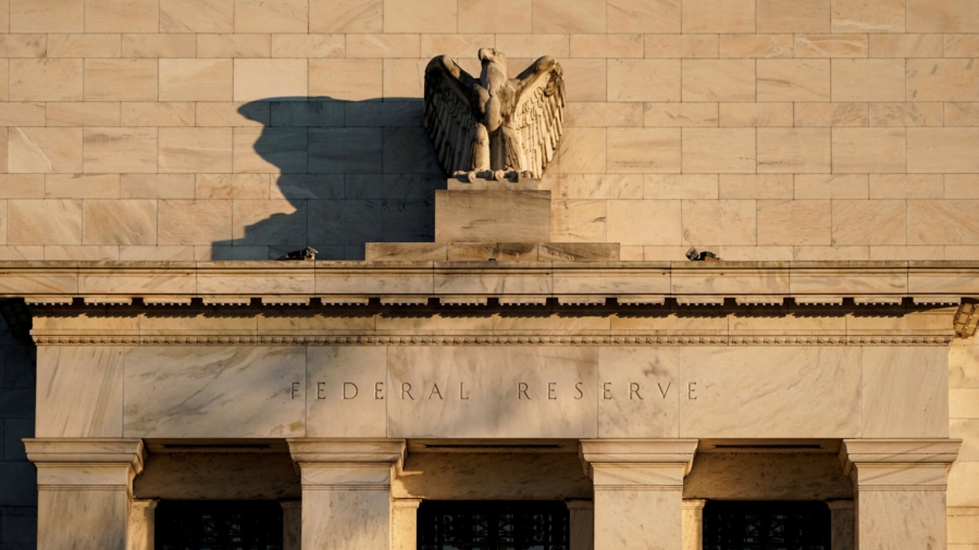 Fed Flags Rate Hike ‘Soon,’ Plans for Significant Balance Sheet Reduction