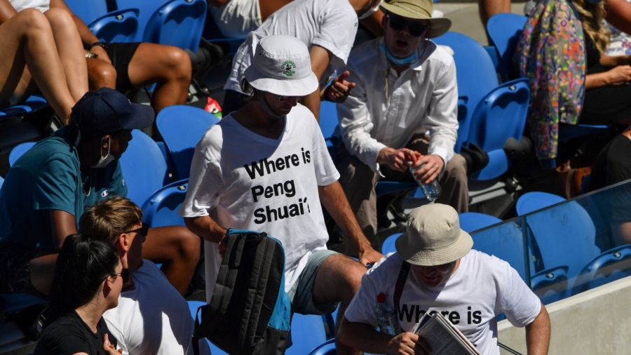 Australian Open Drops Ban on Peng Shuai Shirt