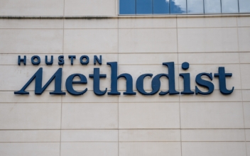 Doctor Suspended From Houston Methodist for Backing Ivermectin and Opposing Vaccine Mandates Sues Hospital
