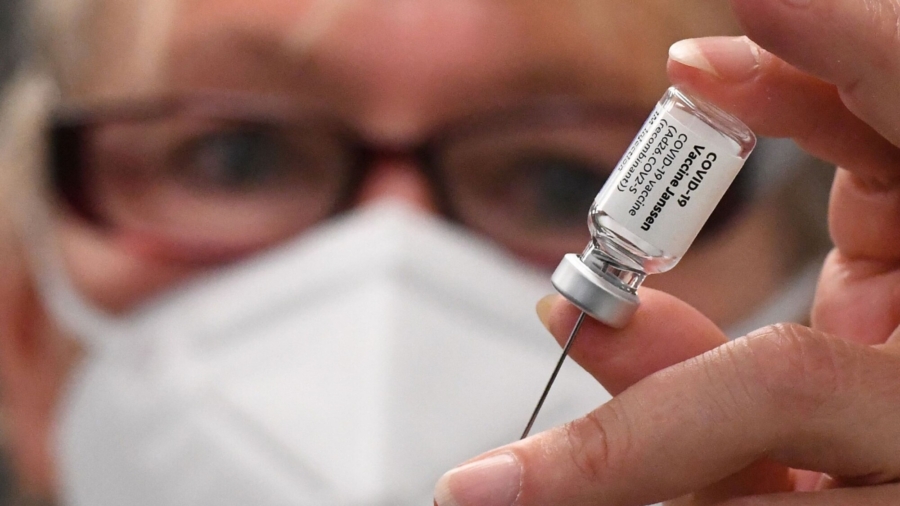 US Compensates People Injured by COVID-19 Vaccines for First Time